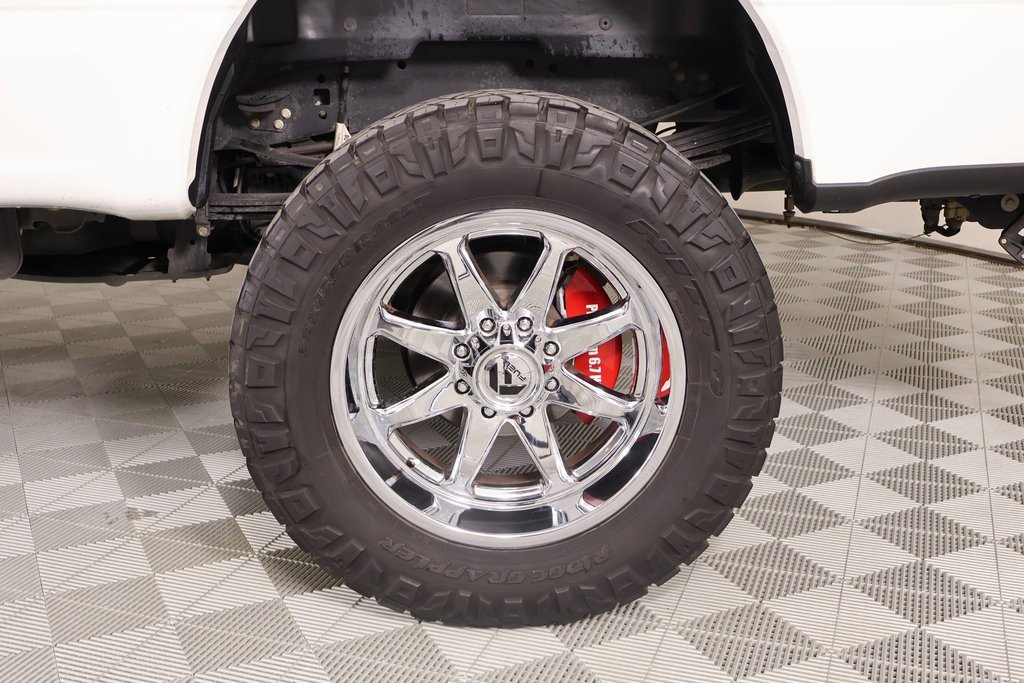 Used 2024 Ford F350 Platinum w/ FX4 Off-Road Package image 19