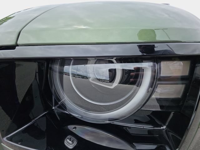New 2026 Land Rover Defender 110 X-Dynamic SE AWD/4WD image 31