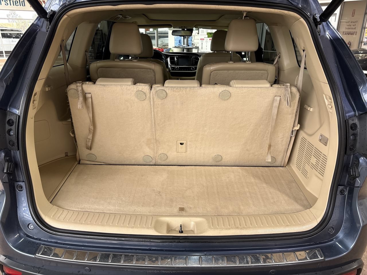 Used 2015 Toyota Highlander Limited Platinum AWD/4WD image 26