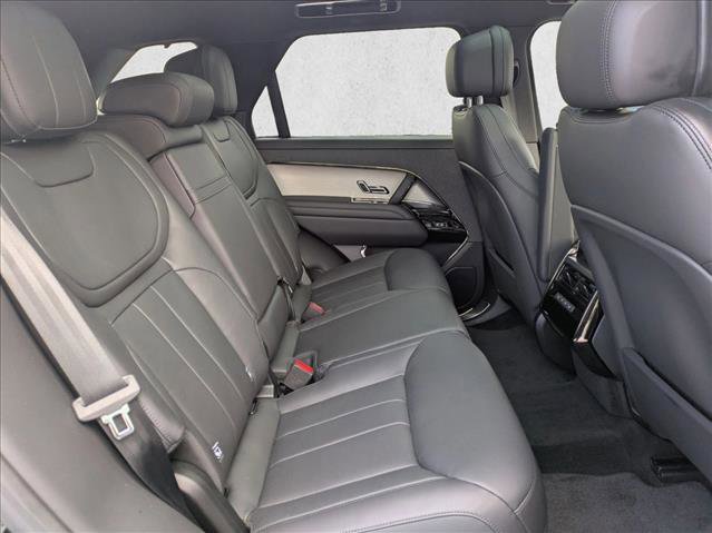 Certified 2025 Land Rover Range Rover Sport SE image 21