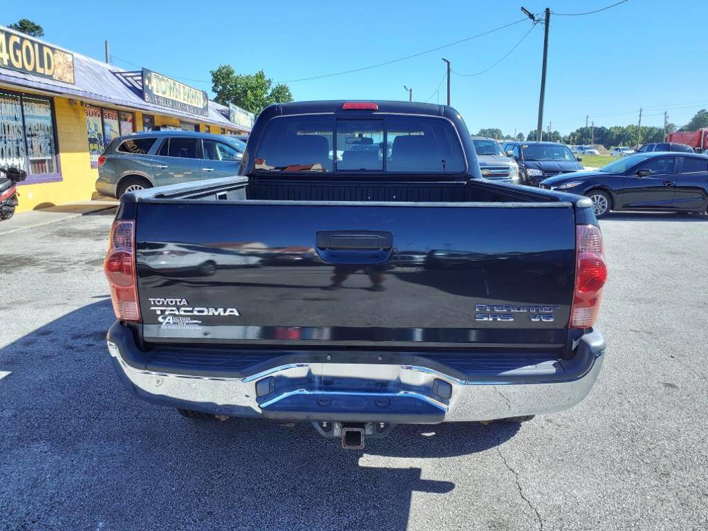 Used 2005 Toyota Tacoma PreRunner image 2