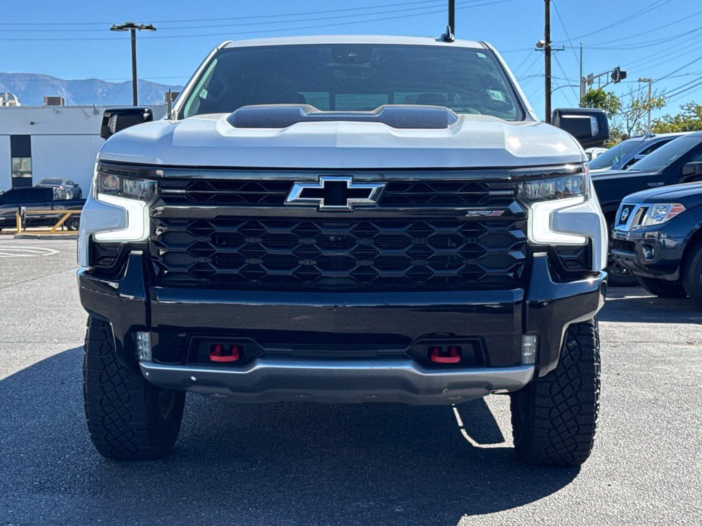 Used 2022 Chevrolet Silverado 1500 ZR2 w/ Technology Package AWD/4WD image 3