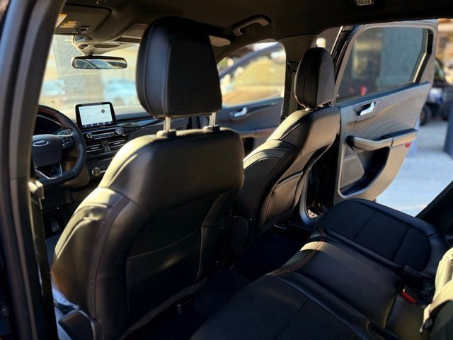 Used 2025 Ford Escape ST-Line Elite image 13