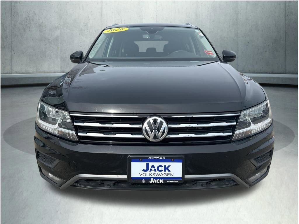 Used 2020 Volkswagen Tiguan SEL AWD/4WD image 9