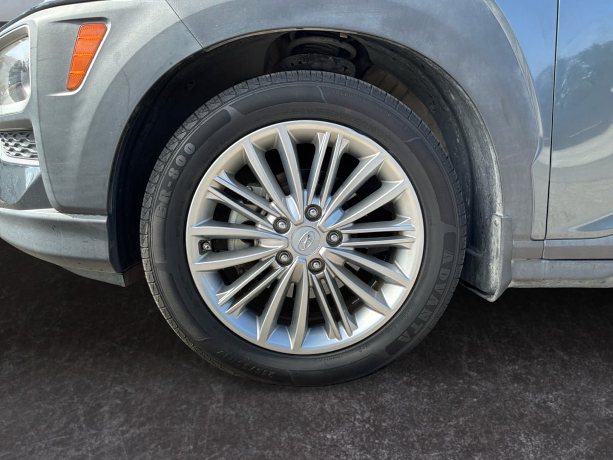 Used 2021 Hyundai Kona SEL w/ Cargo Package FWD image 9