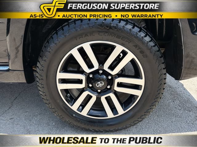 Used 2015 Toyota 4Runner Limited AWD/4WD image 31