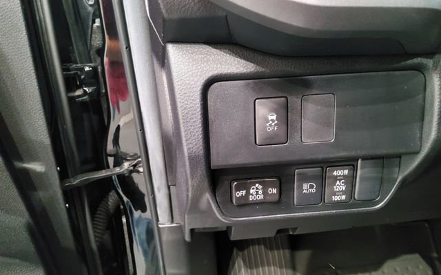 Used 2023 Toyota Tacoma TRD Sport AWD/4WD image 29
