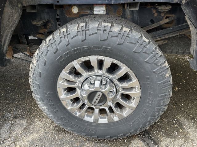 Used 2020 Ford F350 Lariat w/ Lariat Ultimate Package AWD/4WD image 7
