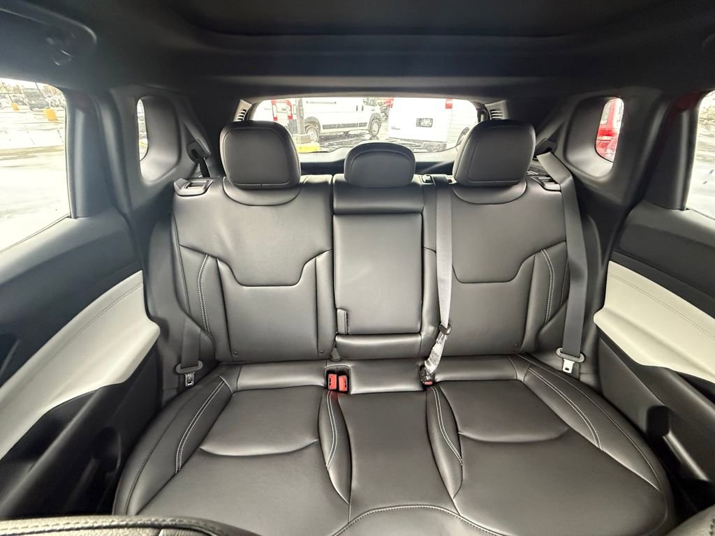 New 2026 Jeep Compass Limited w/ Sun, Sound & Navigation Group image 15