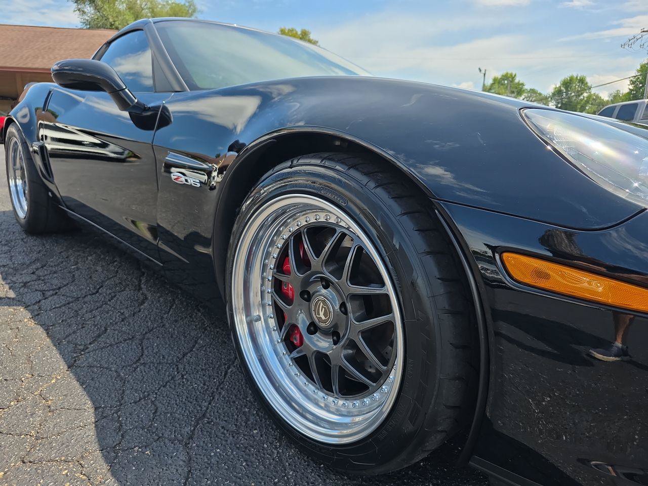 Used 2006 Chevrolet Corvette Z06 w/ Preferred Equipment Group RWD image 37