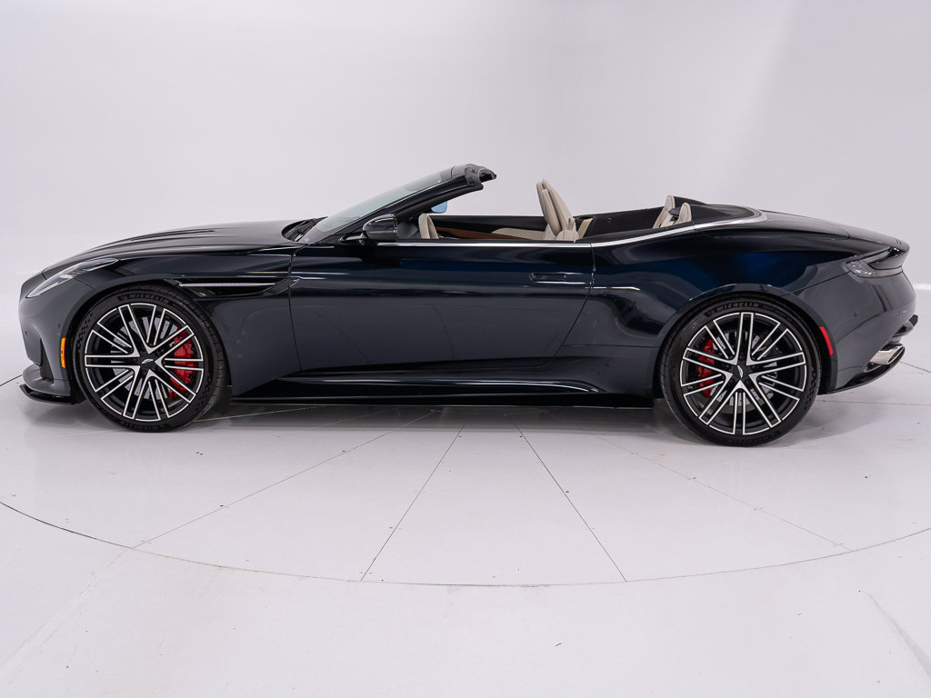 Used 2024 Aston Martin DB12 Convertible RWD image 2