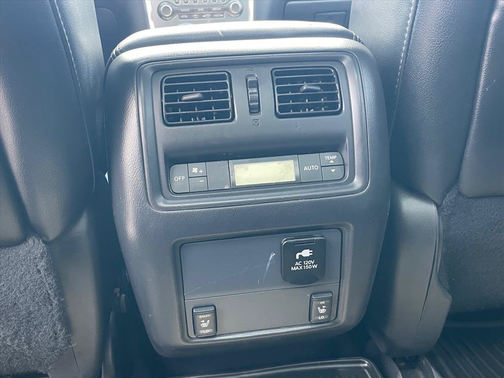 Used 2017 Nissan Pathfinder SL w/ SL Premium Package AWD/4WD image 27
