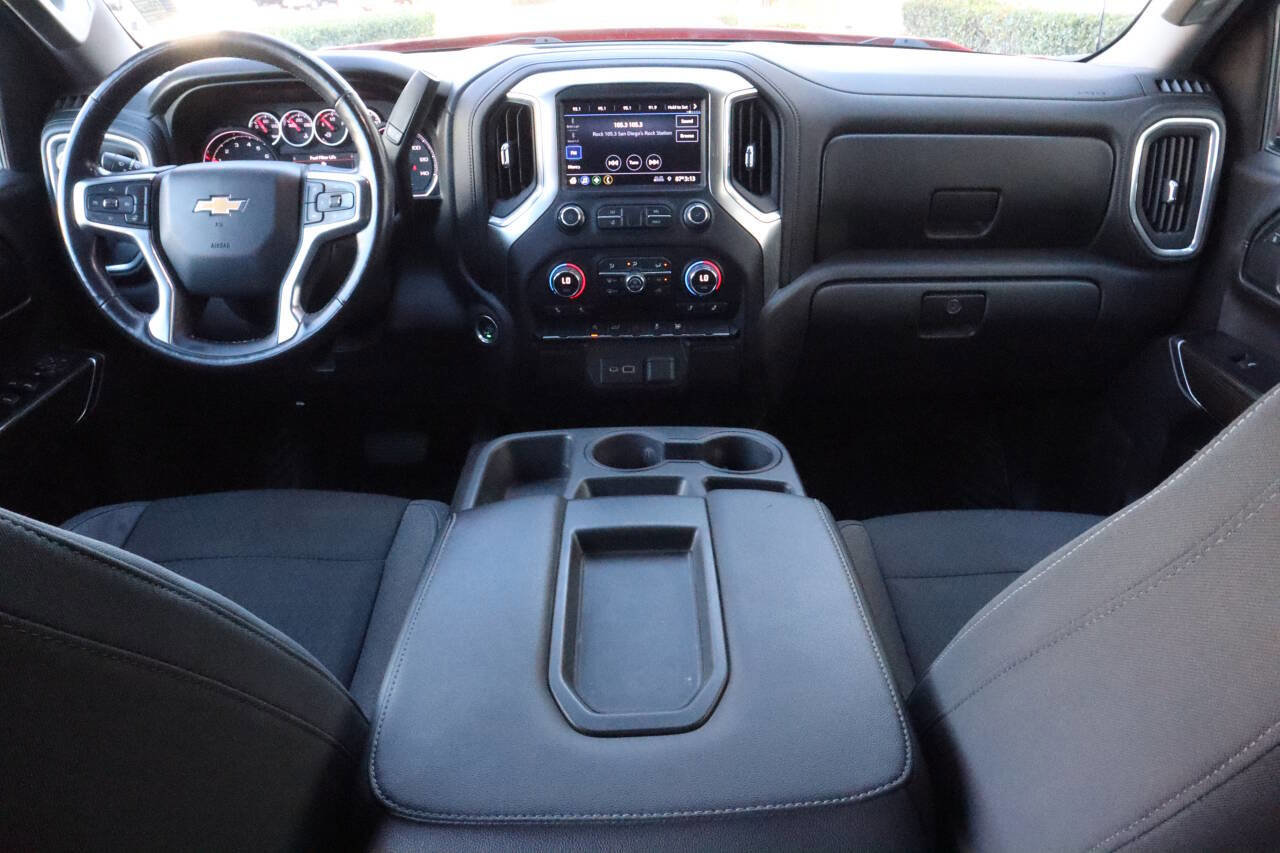Used 2020 Chevrolet Silverado 1500 LT w/ Convenience Package image 8
