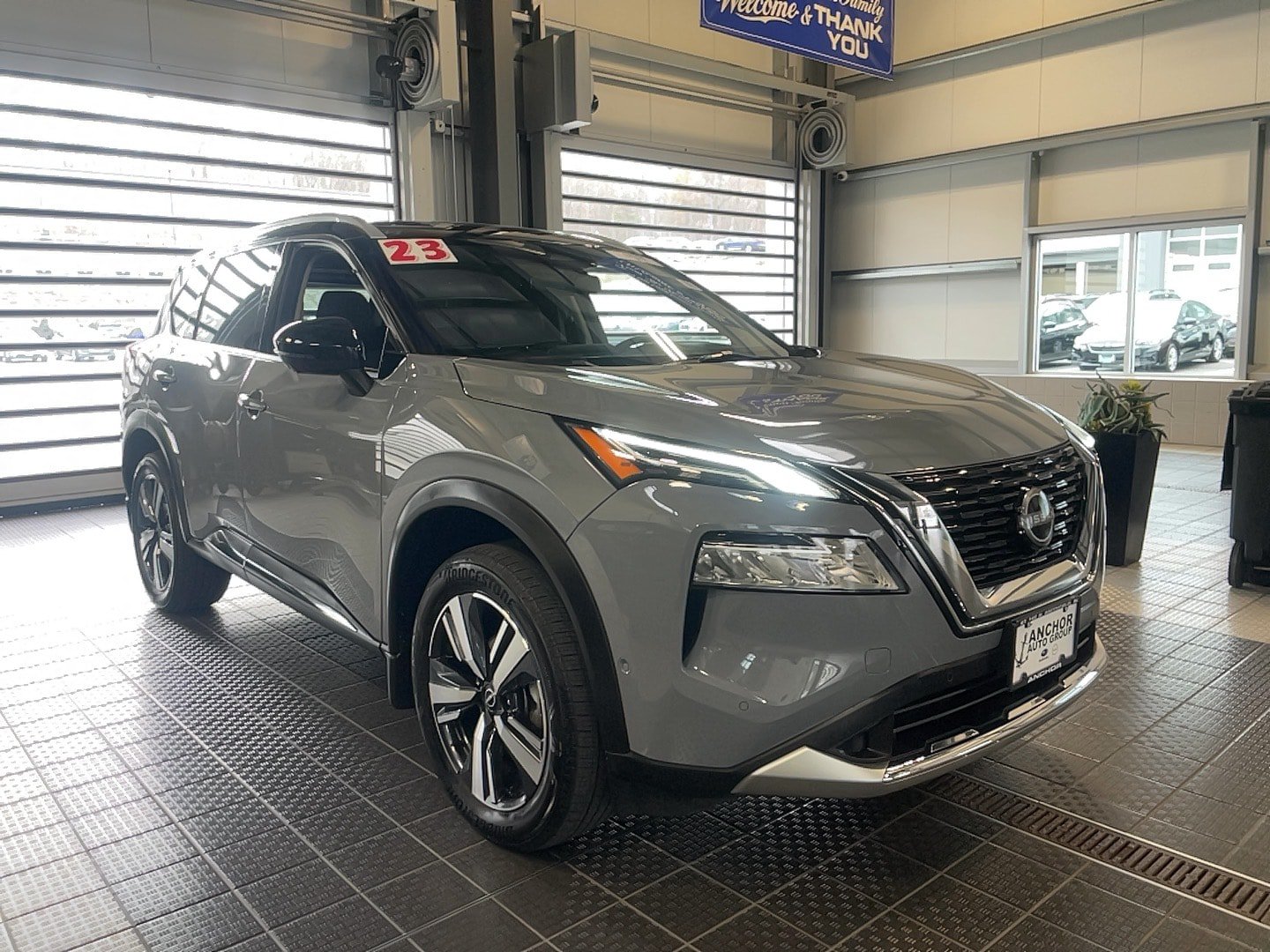 Used 2023 Nissan Rogue Platinum AWD/4WD image 1