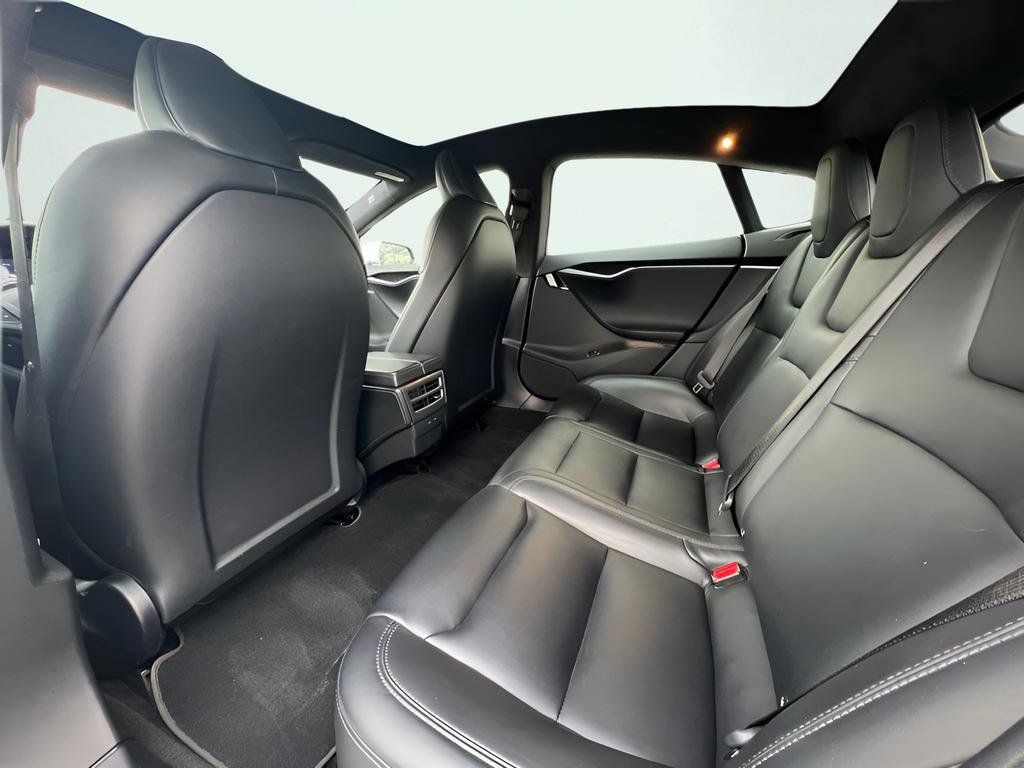 Used 2021 Tesla Model S Long Range Plus image 18