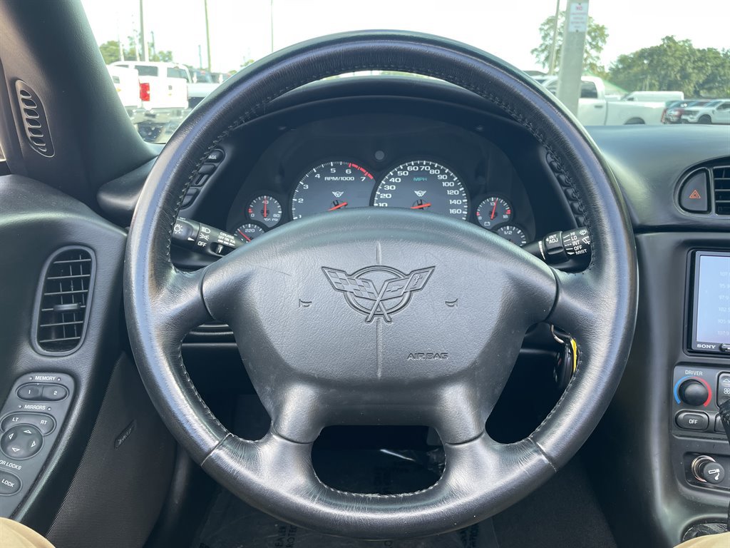 Used 2002 Chevrolet Corvette Convertible w/ Preferred Equipment Group2 RWD image 23