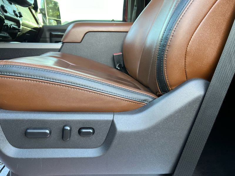 Used 2016 Ford F450 Platinum image 22