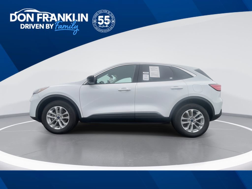 Used 2022 Ford Escape SE image 1