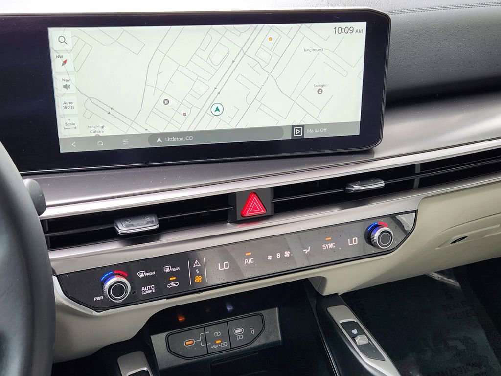 Used 2025 Kia Sorento S w/ Panoramic Sunroof Package image 15