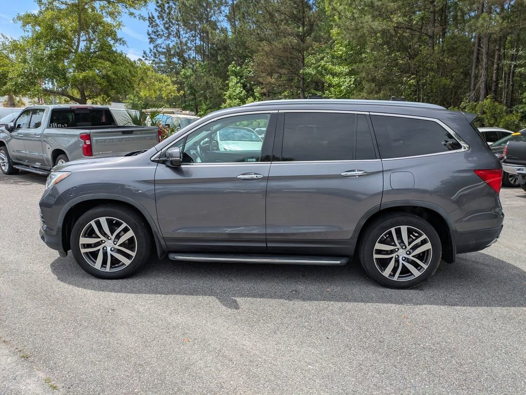 Used 2017 Honda Pilot Elite image 7