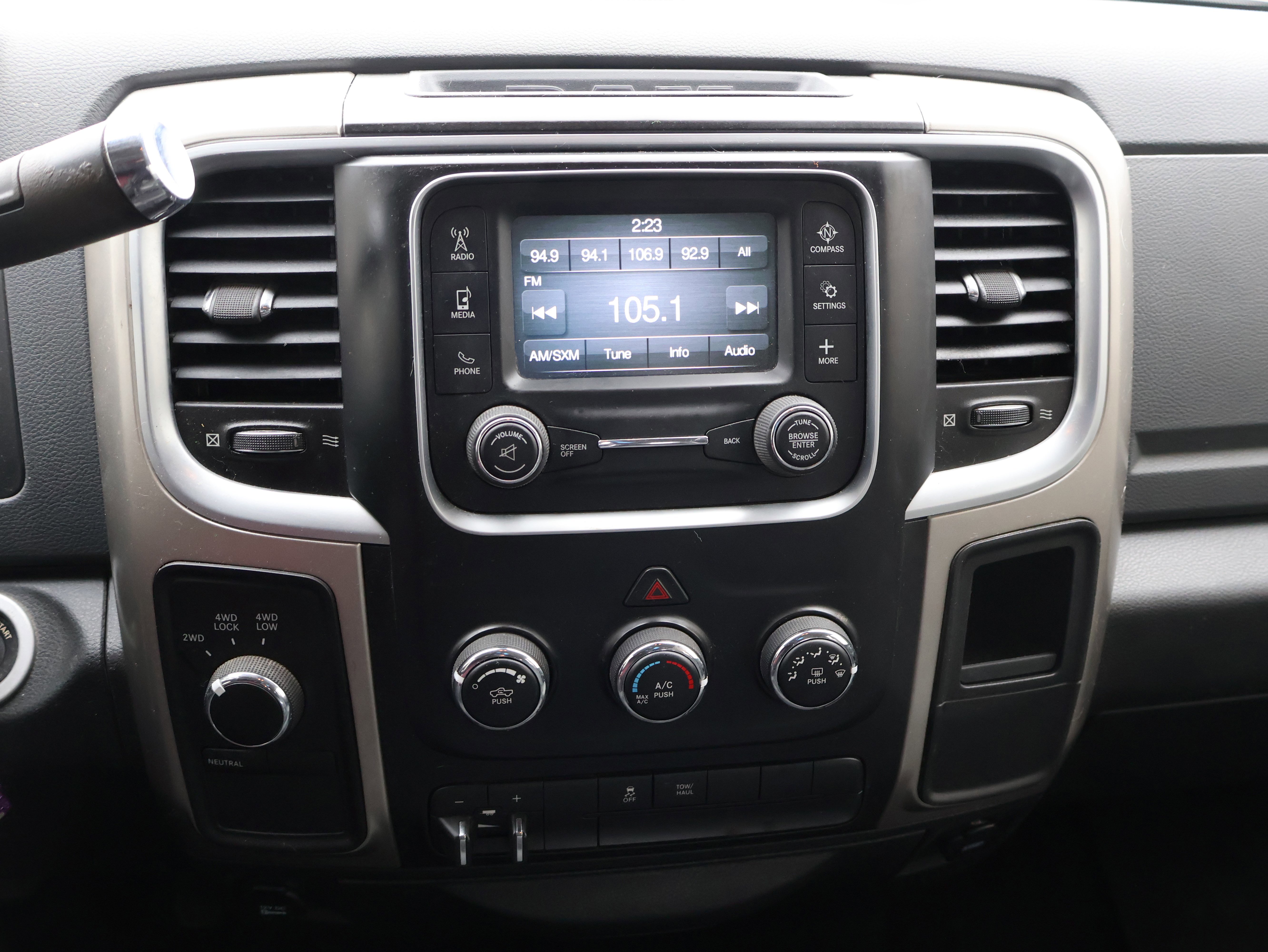 Used 2016 RAM 2500 SLT image 24