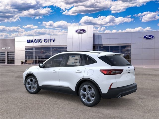 New 2026 Ford Escape ST-Line w/ Cold Weather Package AWD/4WD image 4