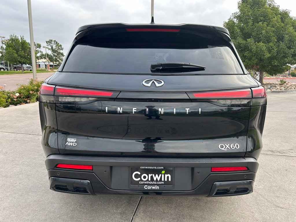 Used 2024 INFINITI QX60 Luxe w/ Performance Audio Package AWD/4WD image 8