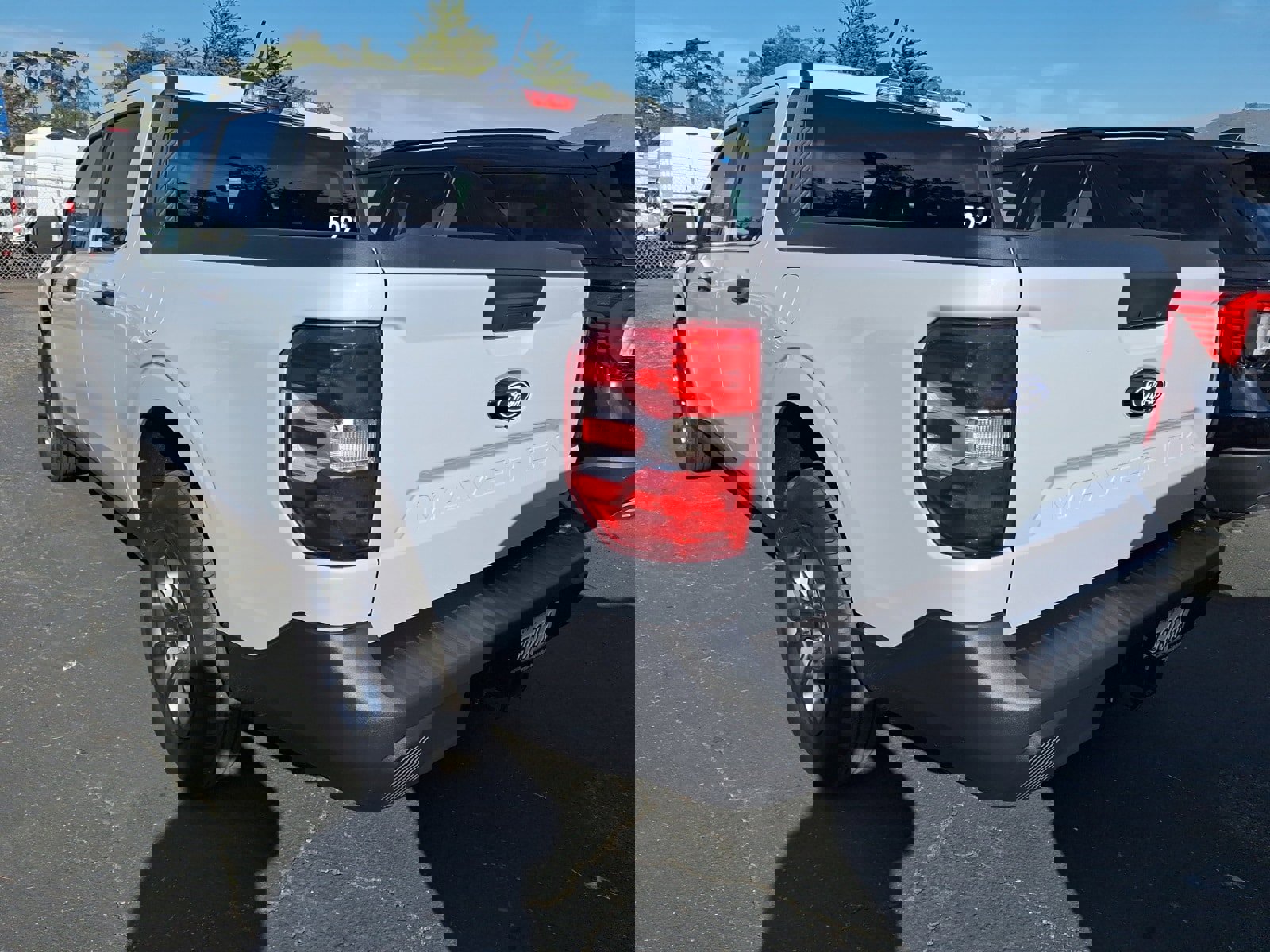 Used 2025 Ford Maverick XLT image 4