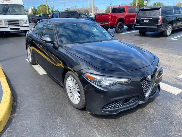 Used 2022 Alfa Romeo Giulia Sprint image 2