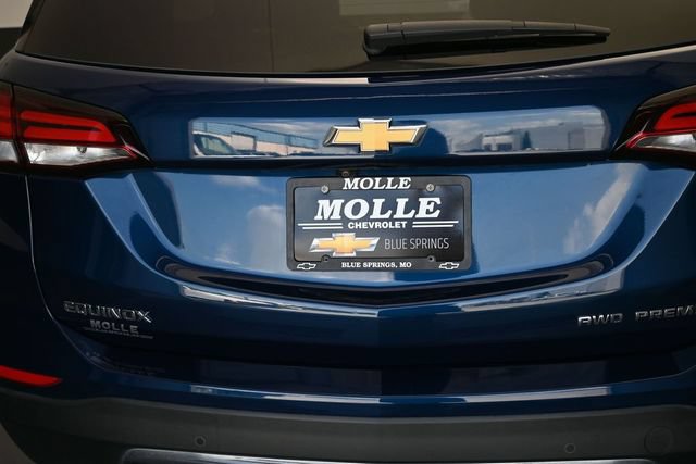 Used 2023 Chevrolet Equinox Premier AWD/4WD image 45