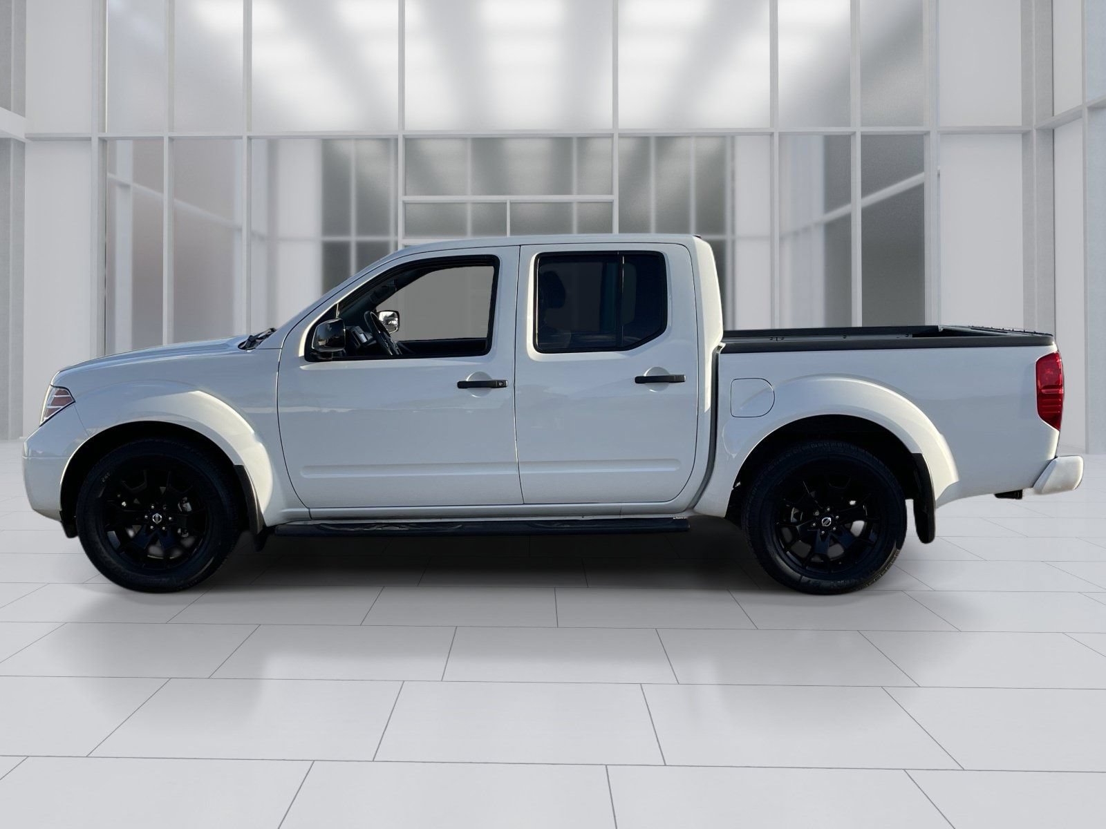 Used 2020 Nissan Frontier SV w/ Midnight Edition Floor Mats RWD image 3