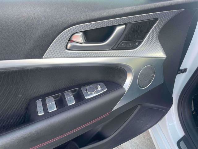 Used 2023 Genesis G70 2.0T w/ Sport Prestige Package image 16