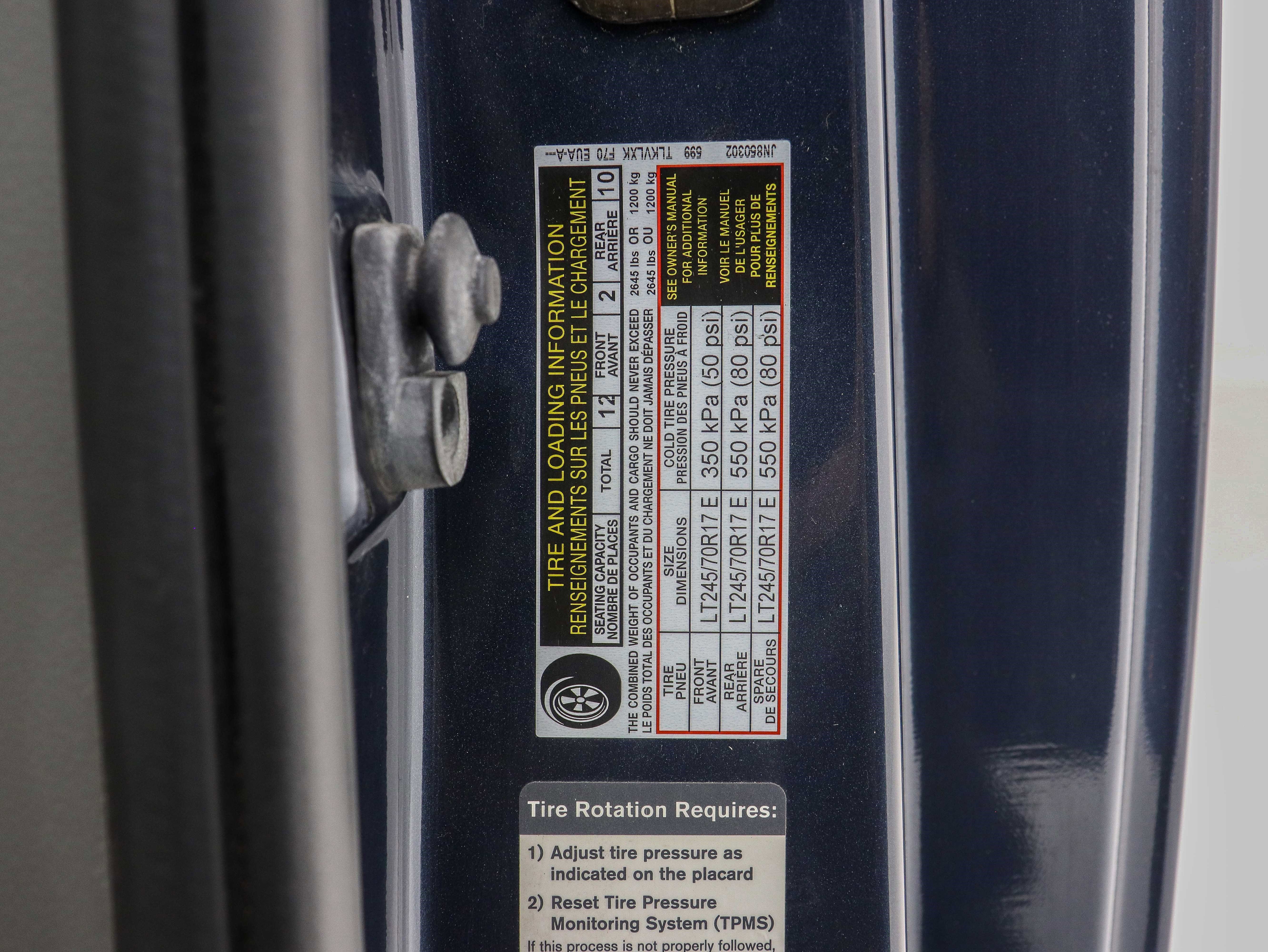 Used 2018 Nissan NV 3500 SV w/ Navigation Package image 30