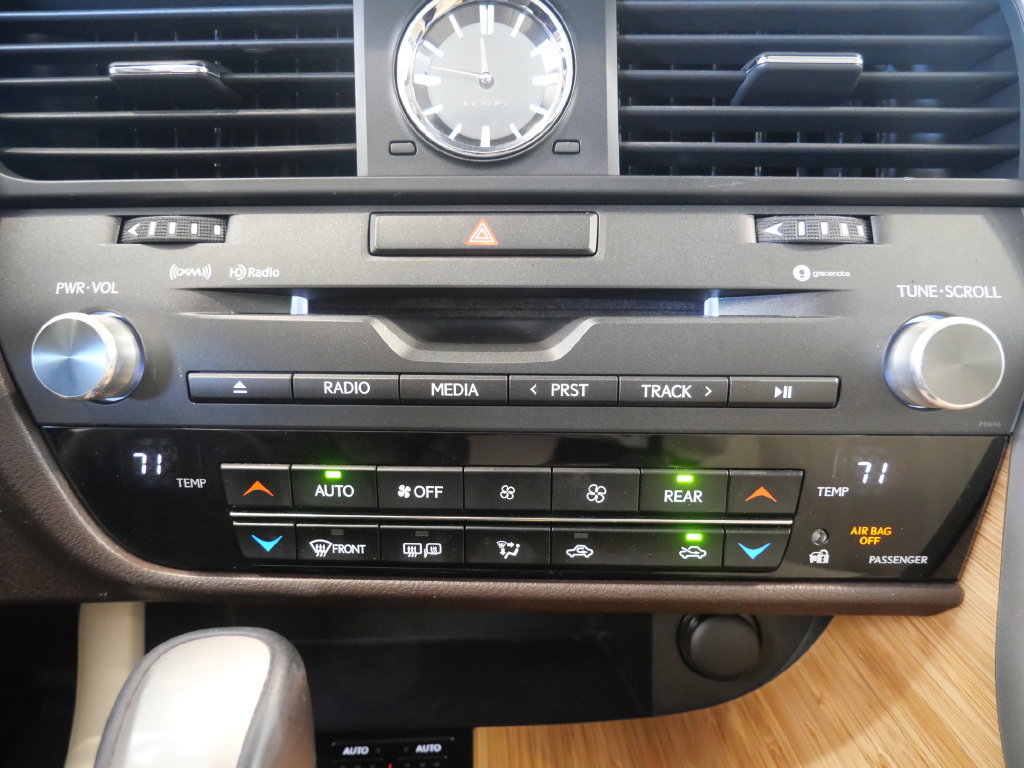 Used 2018 Lexus RX 350L AWD w/ Premium Package image 23