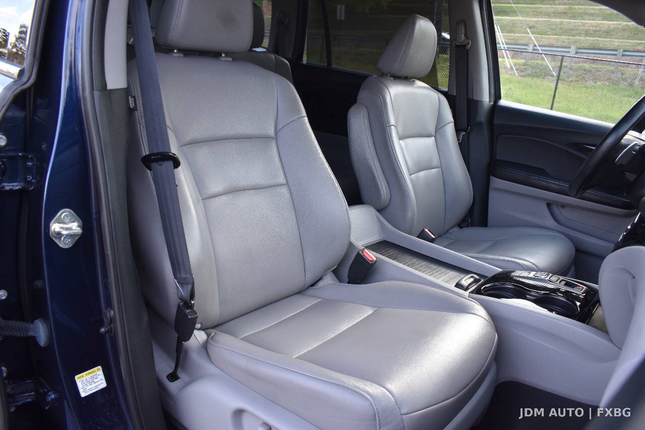 Used 2016 Honda Pilot Touring image 15