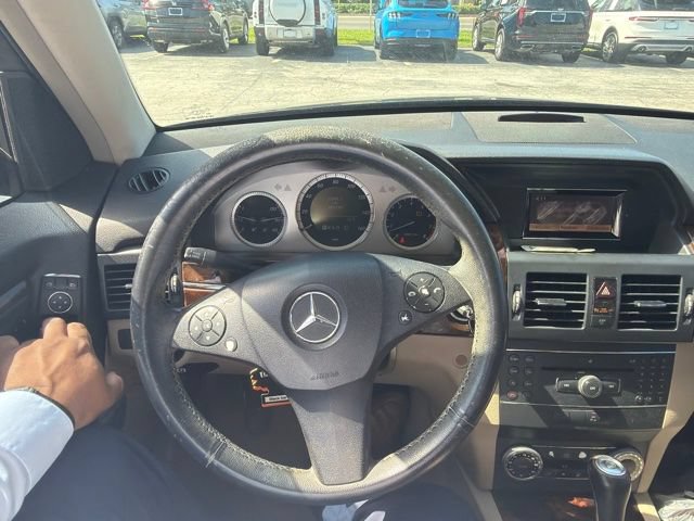 Used 2010 Mercedes-Benz GLK 350 2WD image 15
