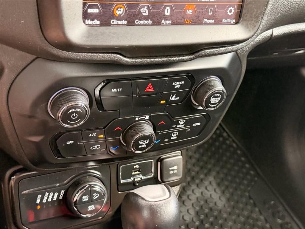 Used 2021 Jeep Renegade Trailhawk image 22