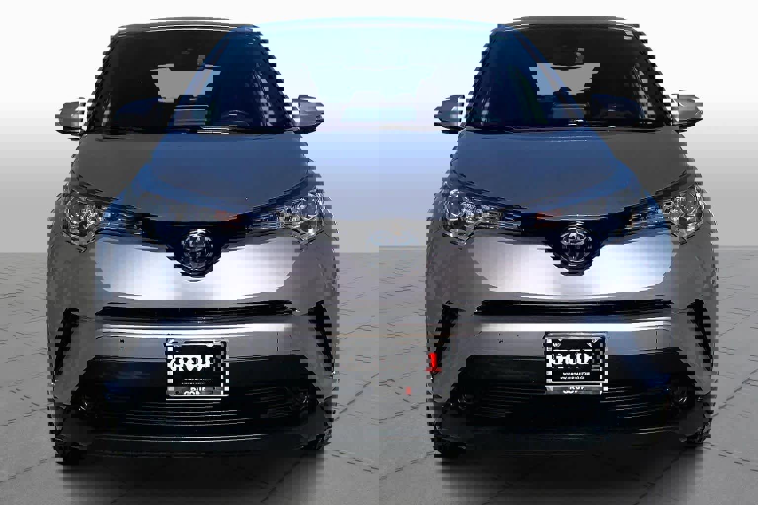 Used 2019 Toyota C-HR LE image 3
