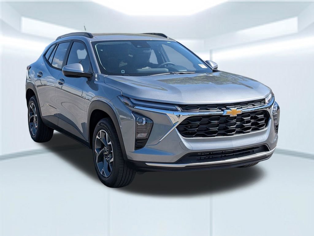 New 2026 Chevrolet Trax LT w/ Driver Confidence Package FWD image 9