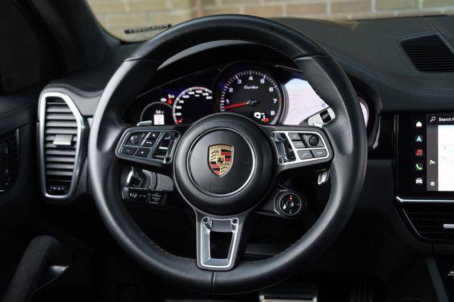 Used 2023 Porsche Cayenne Turbo AWD/4WD image 30