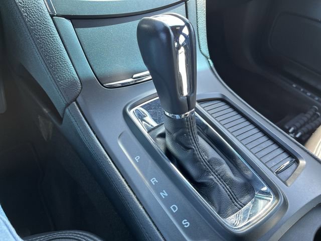 Used 2016 Lincoln MKS FWD image 22