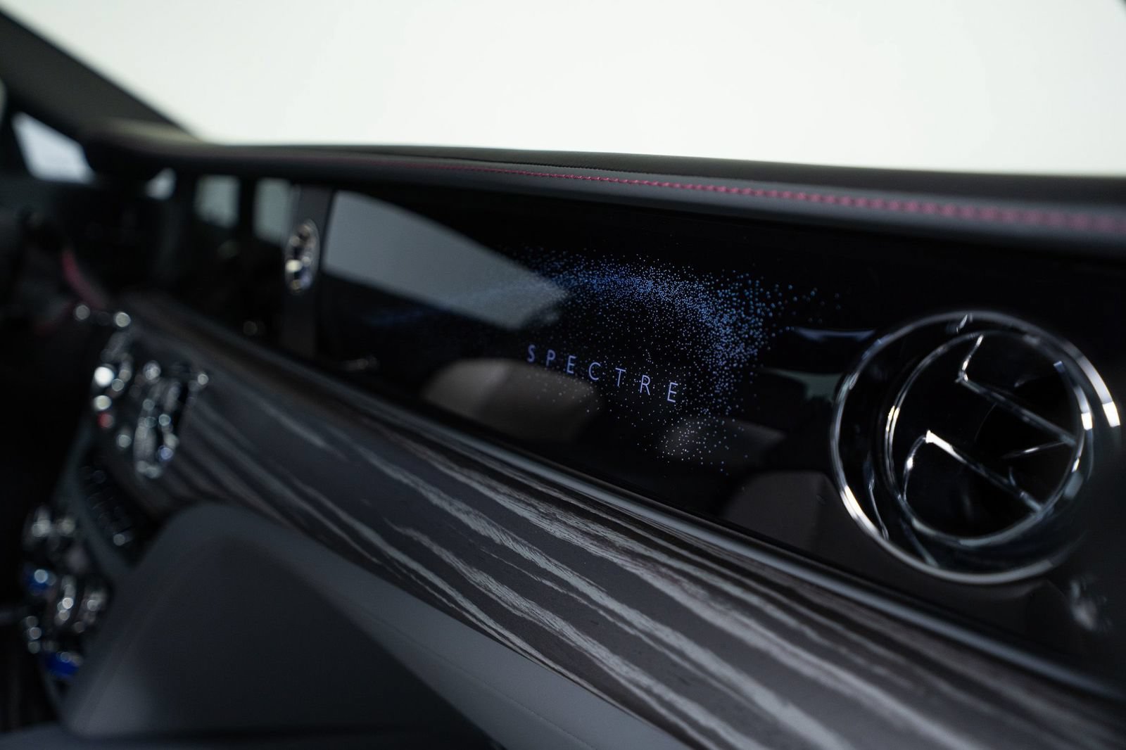 Used 2024 Rolls-Royce Spectre w/ Leather Finishing Pack AWD/4WD image 38