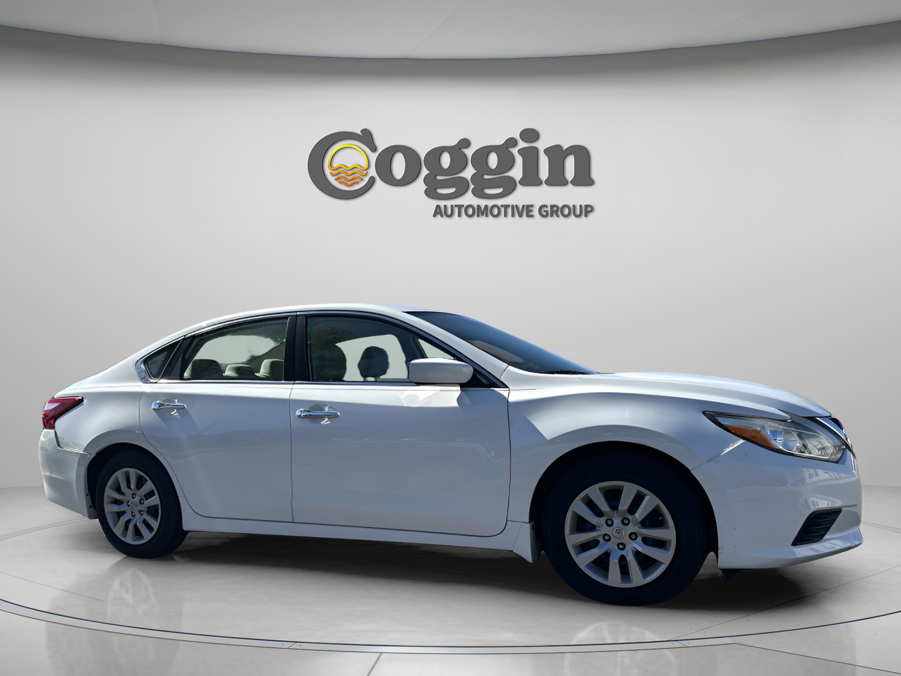 Used 2017 Nissan Altima 2.5 S w/ Power Driver Seat Package image 8