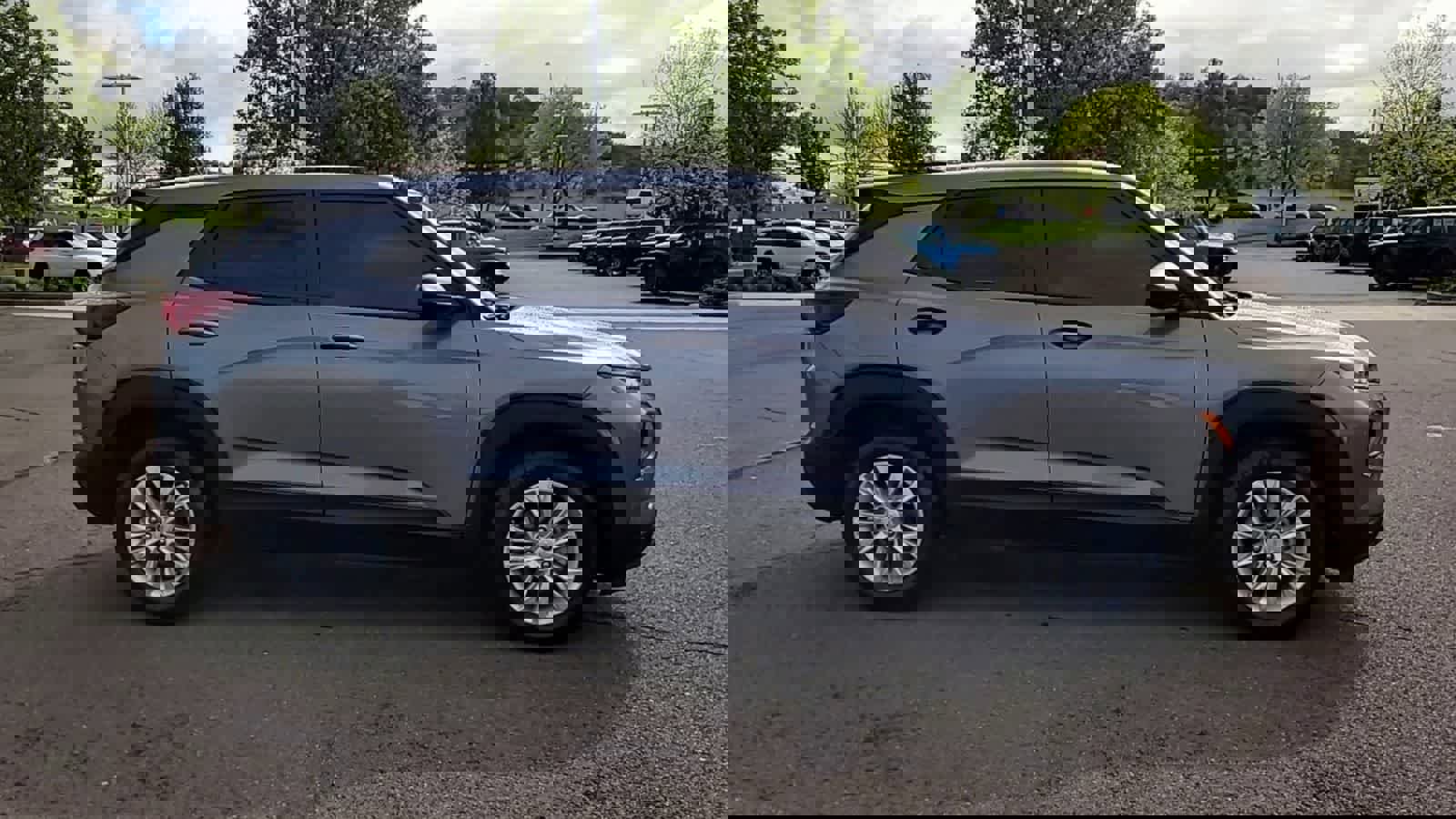 Used 2021 Chevrolet TrailBlazer LS FWD image 9