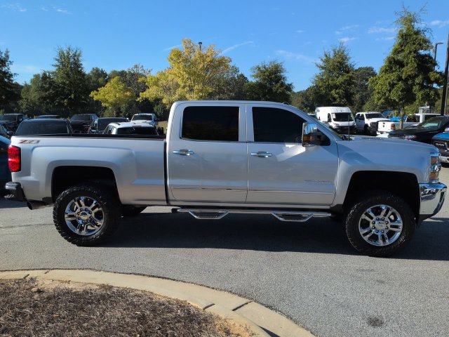 Used 2015 Chevrolet Silverado 2500 LTZ w/ Duramax Plus Package AWD/4WD image 3