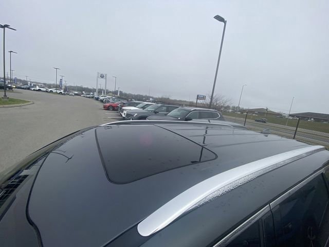 Used 2022 Kia Telluride EX w/ EX Premium Package image 3