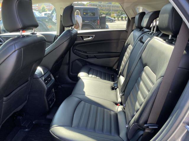 Used 2022 Ford Edge SEL w/ Convenience Package image 11