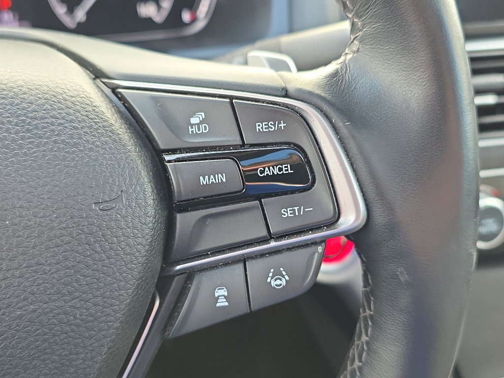 Used 2019 Honda Accord Touring image 31