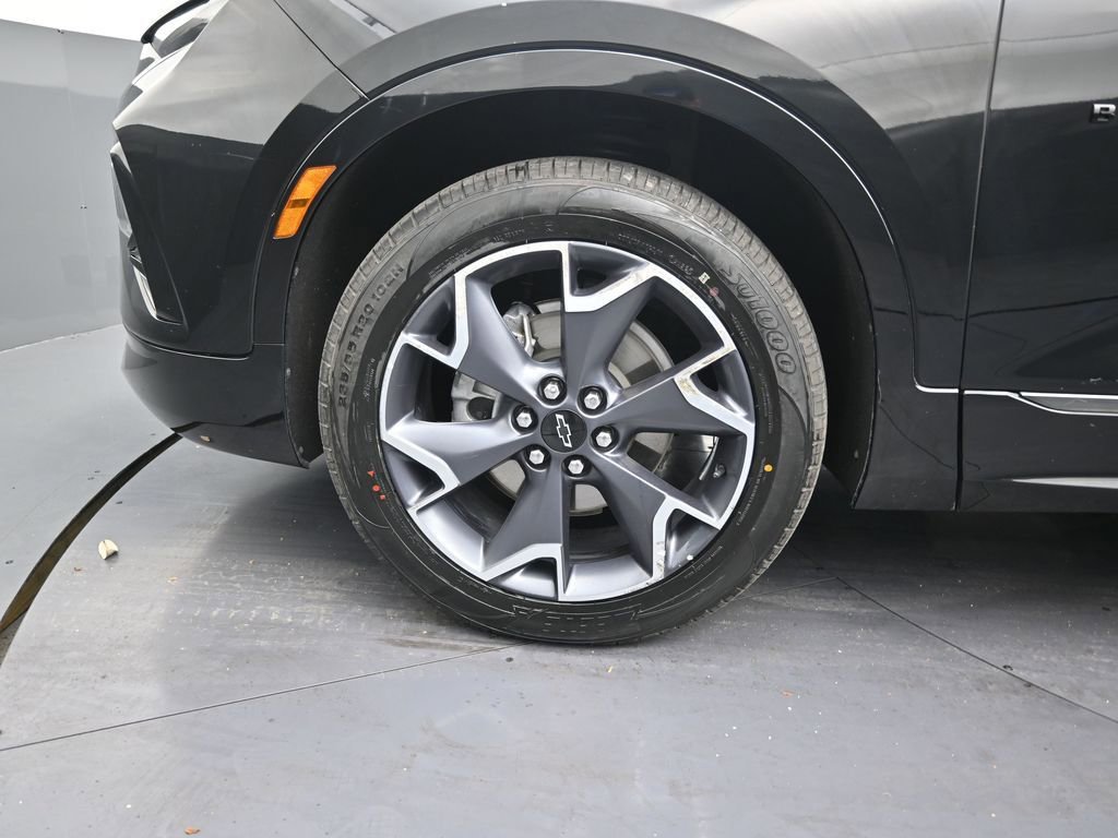 Used 2022 Chevrolet Blazer RS FWD image 9