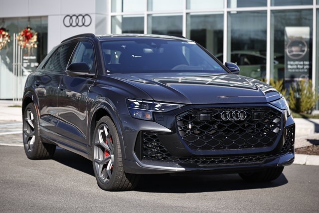 New 2026 Audi RS Q8 performance image 2